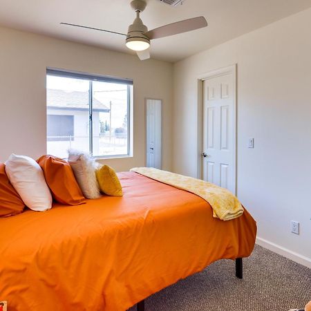 Kingman Vacation Rental With Yard And Fire Pit מראה חיצוני תמונה